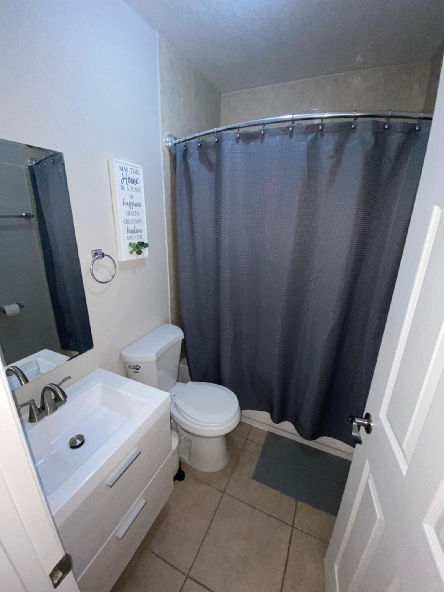 Luxurious Cozy Studio. Тампа Екстер'єр фото